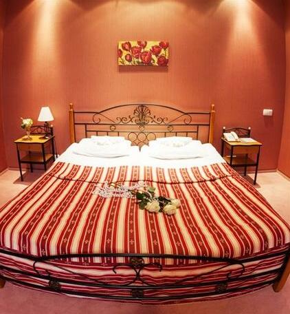Apelsin Hotel Cherkasy - Photo2