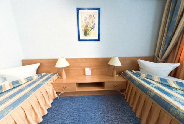 Dnepr Hotel Cherkasy - Photo2
