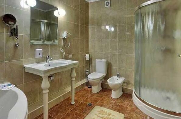 Ukraina Hotel Cherkasy - Photo5