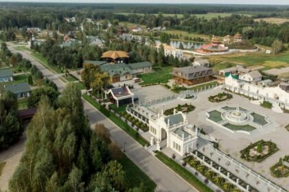 Tourist & Hotel complex Brech