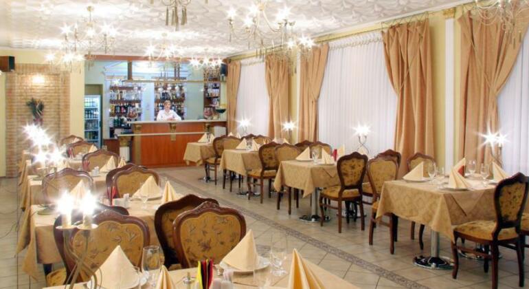 Hotel Prydesnyansky - Photo3