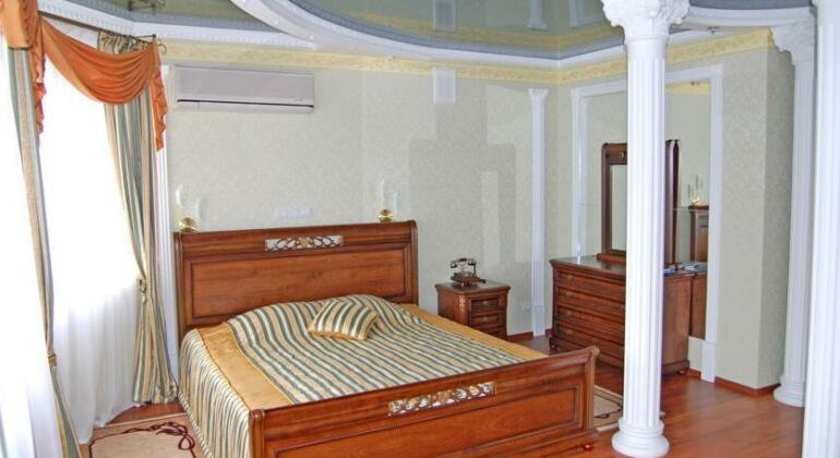 Hotel Prydesnyansky - Photo4