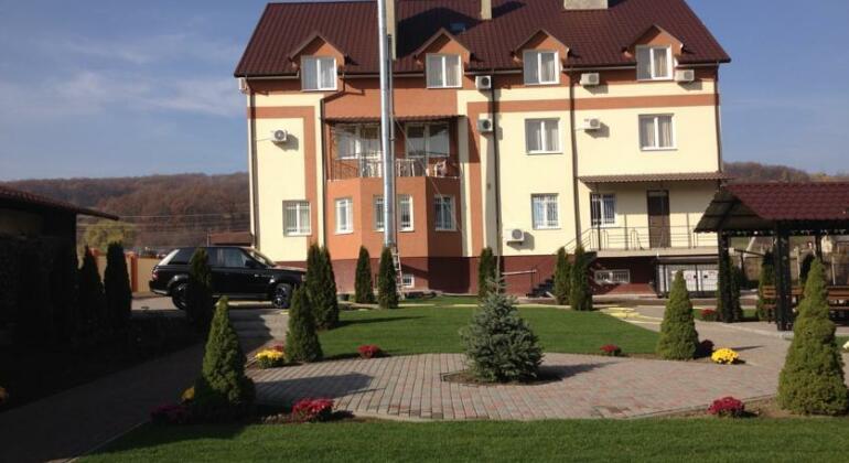 Gostynna Sadyba - Photo2