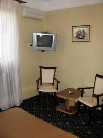 Hotel Magnat Chernivtsi - Photo3