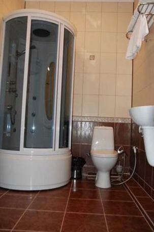 Pod Lipami Hotel - Photo3