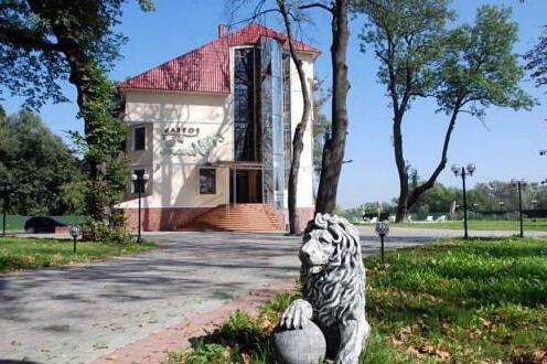 Pod Lipami Hotel - Photo5