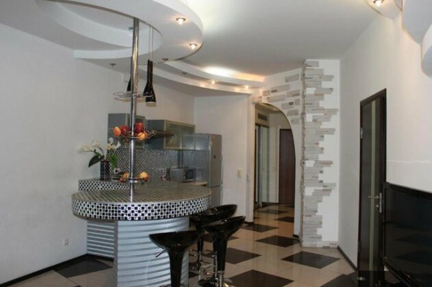 Cozy Apartment Most City-Glinki - Photo4