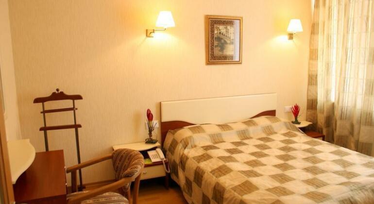 Hotel Nadezhda Dnipropetrovsk - Photo2