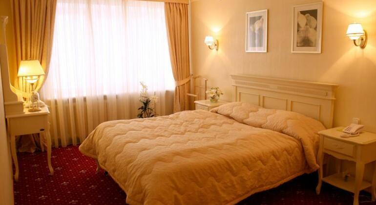 Hotel Nadezhda Dnipropetrovsk - Photo4
