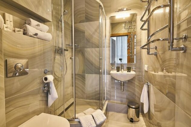 Light Hotel Dnipropetrovsk - Photo2