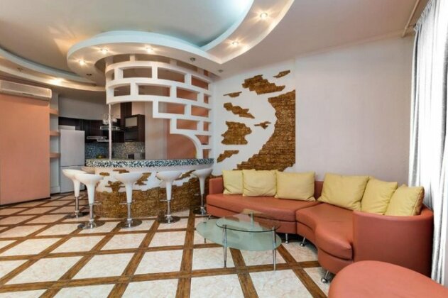 Lux near Most City with panoramic windows - Photo4
