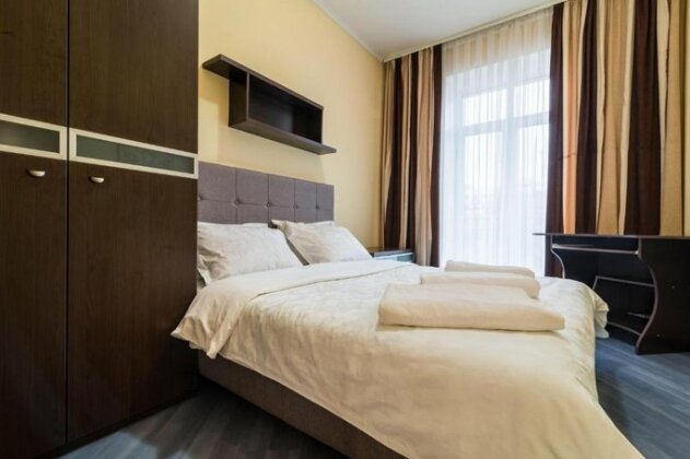 Lux near Most City with panoramic windows - Photo5
