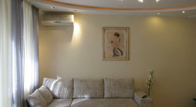 Park Apartment Dnipropetrovsk - Photo2