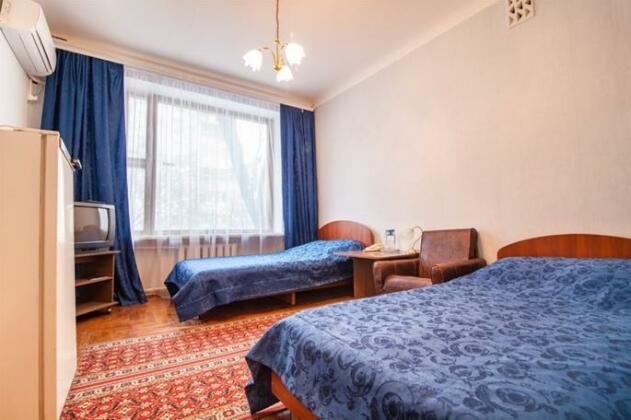 Zhovtneviy Hotel - Photo3