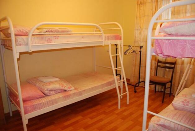 The Red Cat Hostel - Photo4