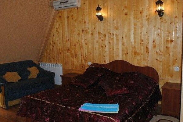 Khmilna Zastava - Photo2