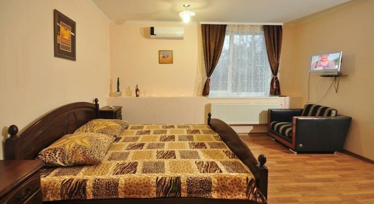 Columb Hotel Kharkiv - Photo4