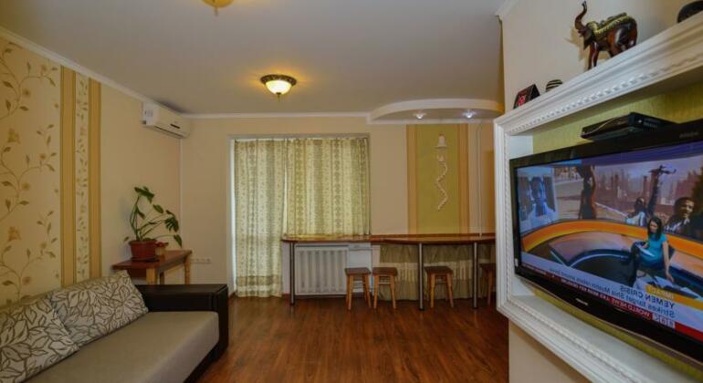 Apartmants near Central Department Store - Photo2