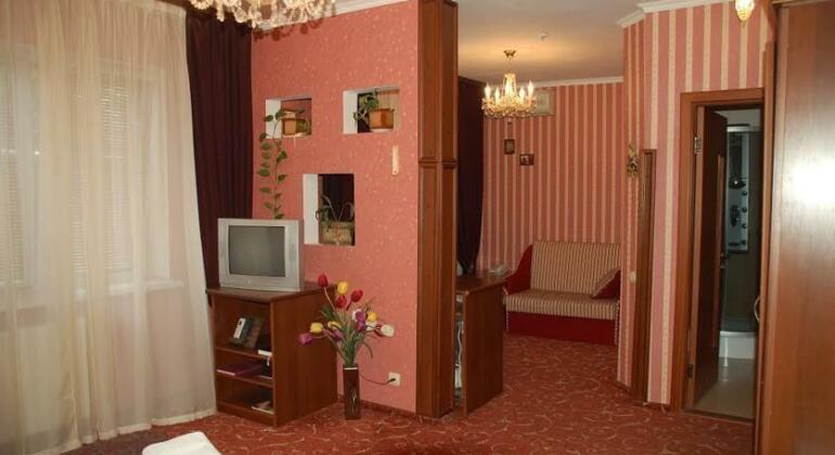 Hotel-Restaurant Lyube Plus - Photo3