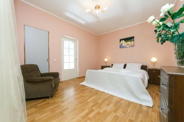 2 Bedroom Apartment Metro Minska Dream Town - Photo2