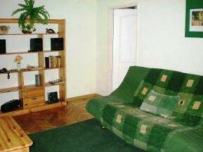 Albion Apartments - Photo2