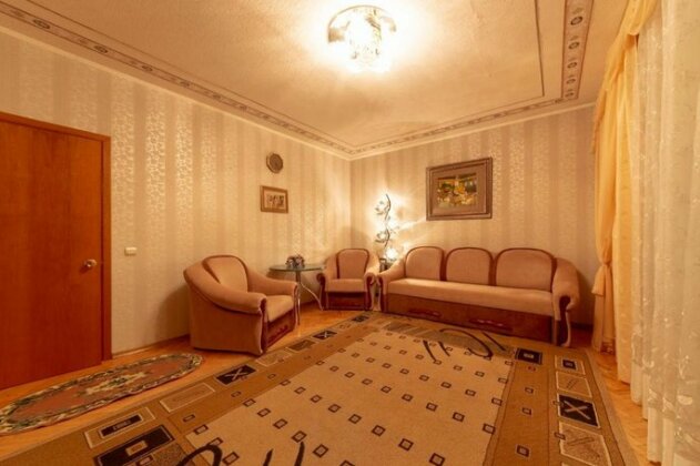 Apartments on Kutuzov Street 14 - Photo2