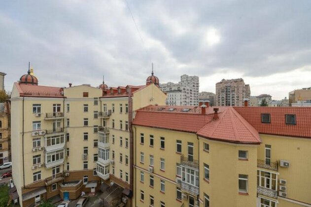 Apartments on Malaya Zhytomirskaya street Kiev