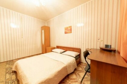 Comfortable three bedroom apartment st Kutuzova 14
