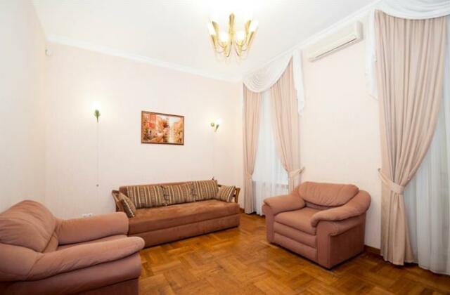 DayFlat na Shota Rustaveli 31B Apartments - Photo3