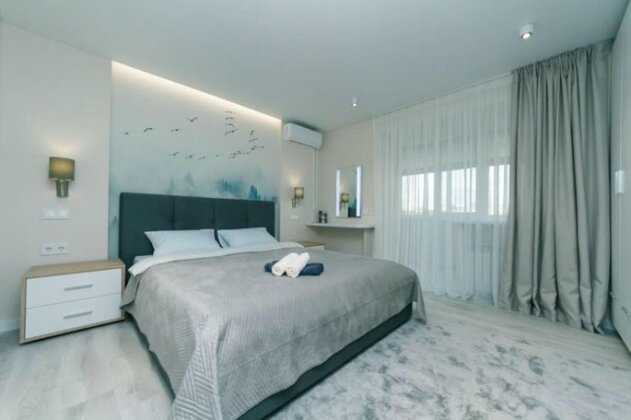 Designers' 1 Bedroom Apartment near Gulliver - Photo2