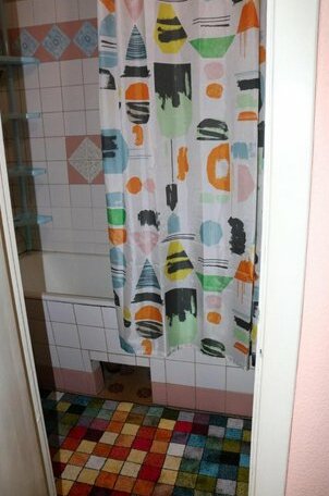 Enjoy Hostel Kyiv - Photo3