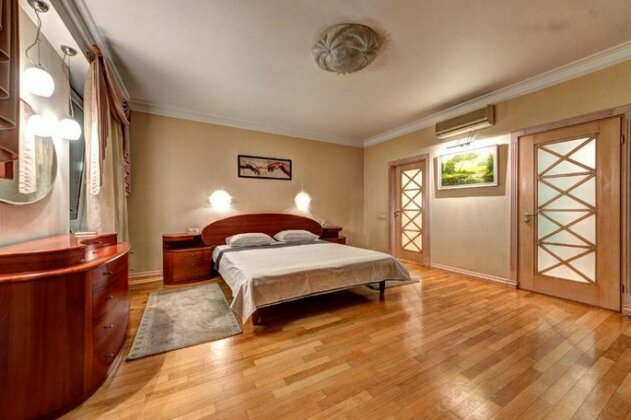 Four bedroom apartment near the Botanical Garden - Photo2