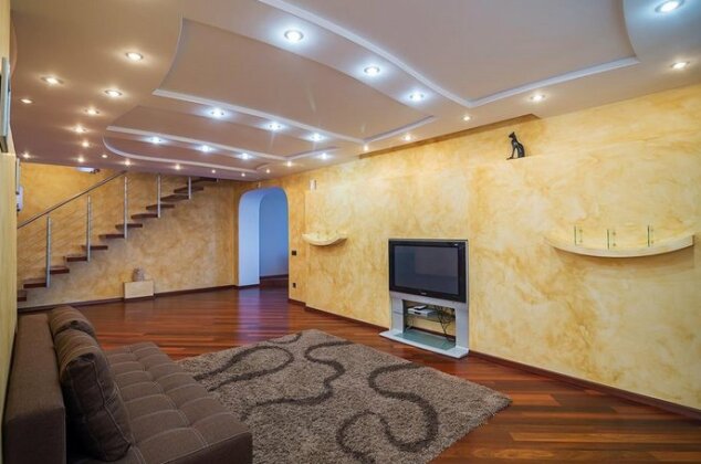 Holiday Penthouse In Kiev With Dnipro River View - Photo2