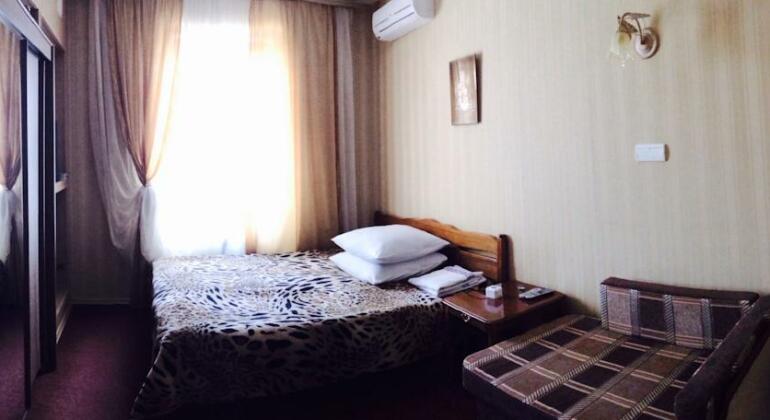 Hotel Zatyshok Kiev - Photo2