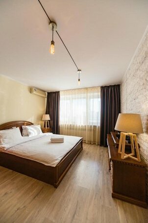 Huge one bedroom Apartment metro Minska - Photo5