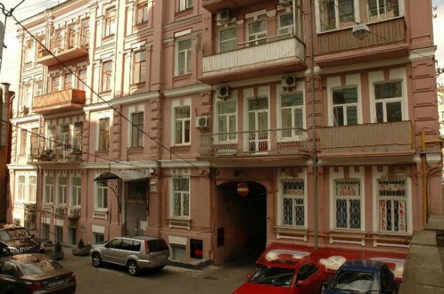 Kiev Accommodation Apartment on Mihailovska st