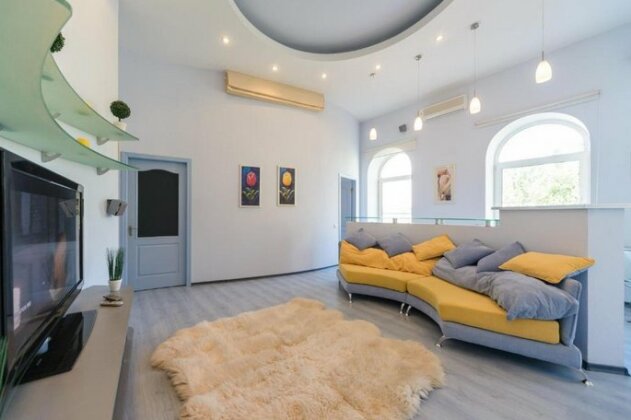 Luxury 2-bedroom jacuzzi apt - Photo2