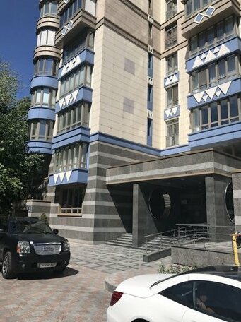 Luxury Condominium Kiev center
