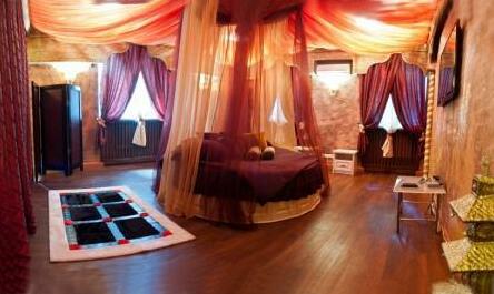 Maharadzha Guest House - Photo3