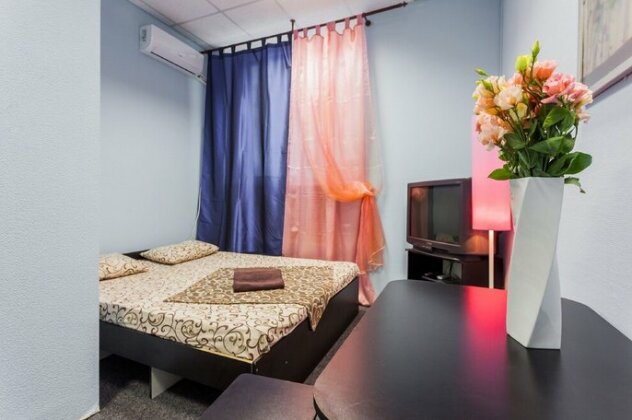 Mini Hotel near Arena City - Photo2