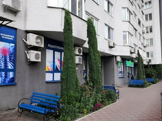 Modern-style apartment in Kiev
