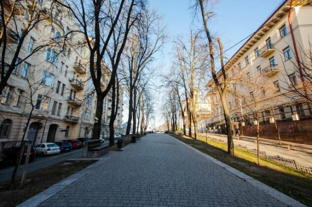 Smart Apartment in Kiev Center