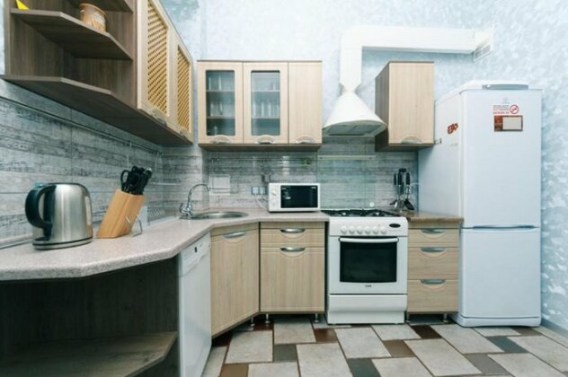 Stylish two-level flat 2 min from Khreschatyk - Photo3