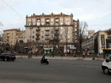 View apartment on the main street Khreshchatyk 17