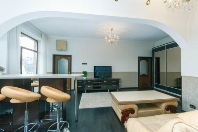 VIP apartment on Kreschatik 27 - Photo4