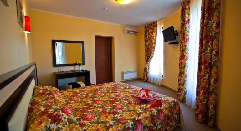 Elizium Park Hotel - Photo5