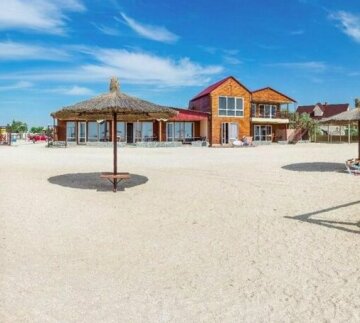 Tropicanka Resort Hotel Kirilovka