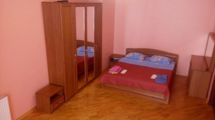 Apartment on Zadvoretska - Photo4