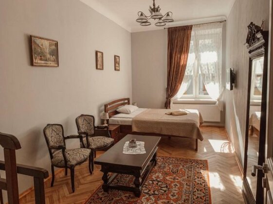 Apartment on Stavropigijska Street - Photo2