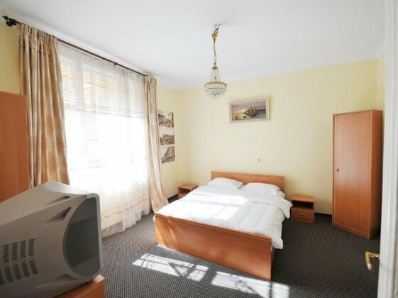 Cosiest 3-room Apartment In Central Lviv - Photo3